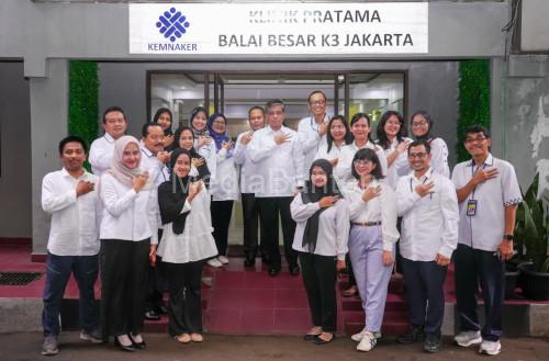 Menaker, Yassierli di Balai Keselamatan dan Kesehatan Kerja Jakarta. Foto Biro Humas Kemnaker