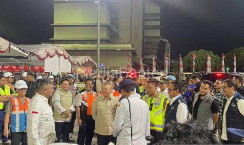 Menhub RI, Dudy Purwagandhi berkunjung ke Pelabuhan Ciwandan. Foto Antara