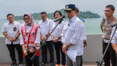 Menhub RI, Budi Karya Sumadi di Pelabuhan Merak. Foto: Biro Adpim Banten