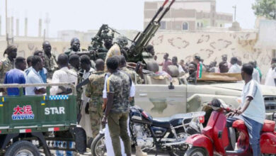 Militer Sudan di tengah pemukiman. Foto: Arab News