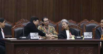 Pembacaan putusan MK soal Pasal 27 A UU ITE. Foto: Web MK
