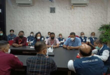 Walikota Serang, Syafrudin memantau pembayaran THR di sebuah perusahaan di Taktakan.