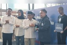 Menko Pemberdayaan Masyarakat, Muhaimin Iskandar melepas 200 Pekerja Migran Indonesia. foto Antara