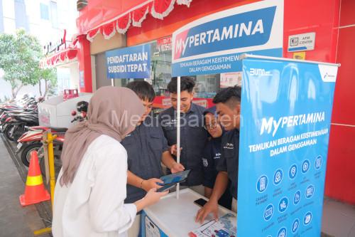 Pendaftaran QR Code Pertalite Kendaraan Roda 4. Foto: Humas Pertamina Patra Niaga RJBB