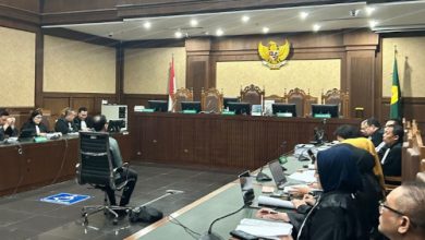 Nadiem Anwar Makarim, mantan Mendikbudikti menjalani sidang dakwaan. Foto Antara