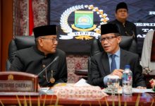 Pj Sekda Banten, Nana Supiana di HUT Kota Tangerang. Foto: Biro Adpim Banten