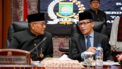 Pj Sekda Banten, Nana Supiana di HUT Kota Tangerang. Foto: Biro Adpim Banten