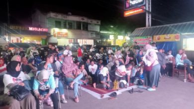 Nobar Debat kelima di TKD dan Projo Banten. Foto: Feri