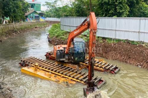Normalisasi Kali Angke. Foto Antara