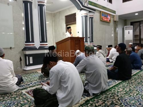 Peringantan Nuzulul Quran di Masjid Al Fuqon Perumahan Taman Lopang Indah. Foto Yono