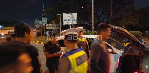 Patroli KRYD dari Polres Serang di lokasi rawatn gangguan kamtibmas. Foto: Yono