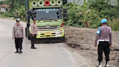 Operasi penyekatan Truk Odol di Jawilan. Foto Yono