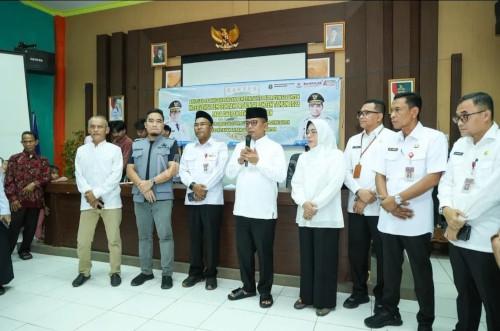 Pencanangan penebaran paket sembako. Foto ABM