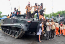 Pameran Senjata pada MBOD Pasmar 2 di Karangpilang. Foto: Ahmad Munawir - Menkav 2 Mar