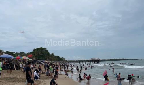 Kawasan Wisata Pantai Anyer. Foto: Antara