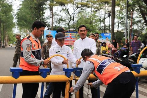 Tempat parkir resmi di sekitar Taman Elektrik, Kota Tangerang untuk hindari Pungli. Foto Antara