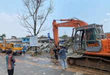 Pembongkaran paksa Pasar Kutabumi. Foto: Iqbal Kurnia