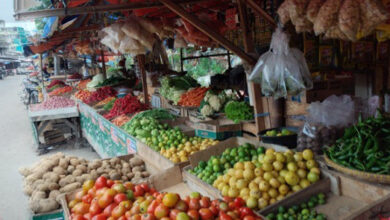 Harga Cabai di Pasar Rau. Foto: Hendra Hermawan