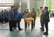 Bupati Serang, Ratu Tatu Chasanah melantik 40 CPNS dan PPPK. Foto: Budi Wahyu Iskandar