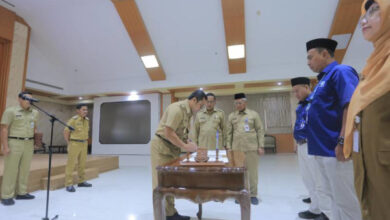 Pelantikan 2 Direktur Perumda Tirta Benteng Kota Tangerang. Foto: Web Pemkot Tangerang