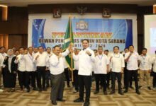 Pelantikan Ketua dan Pengurus Kadin Kota Serang. Foto: Aden Hasanudin
