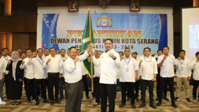 Pelantikan Ketua dan Pengurus Kadin Kota Serang. Foto: Aden Hasanudin