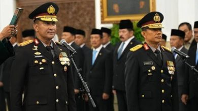 Presiden RI PRabowo Subianto melantik Jenderal Pol Suyudi Ario Seto jadi Kapolri dan Komjen Pol Wahyu Hadiningrat jadi Wakapolri. Foto Antara
