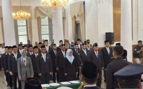 Pelantikan pejabat eselon 2 di Pemprov Banten. foto: antara