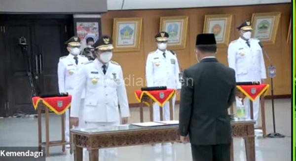 Pelantikan Al Muktabar jadi Pj Gubernur Banten. Foto: Chanel Kemendagri