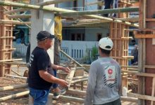 Pembangunan gedung baru TPA di Perumahan Taman Lopang Indah, Kota Serang. Foto: Yono