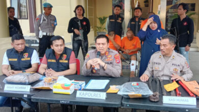 Kapolres Serang, AKBP Yudha Sastria dalam konferensi pers. Foto: Yono