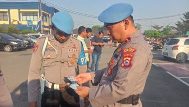 Kasi Propam Polres Serang, Ipda Paruhuman Rangkuti. Foto: Yono
