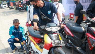 Uji emisi kendaraan bermotor di Pulogadung. Foto: Diskominfotik DKI Jakarta