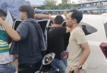 Proses penangkapan 3 pelaku Curanmor di Pelabuhan Merak. Foto Yono