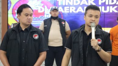 Pengungkapan penangkapan 3 pengedar sabu oleh Polres Cilegon. Foto: Yono