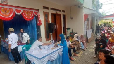 Suasana pencoblosan warga Larangan Utara, Kota Tangerang. Foto: LKBN Antara