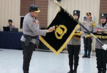 Tradisi Pencucian Pataka Polri di Mapolda Banten. Foto: Yono