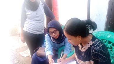 Pendataan keluarga risiko stunting di Lebak. Foto: LKBN Antara