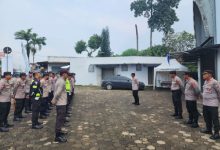 Pengerahan personel Polres Serang untuk pengamanan kunjungan Menparekraf Ri. Foto: Yono