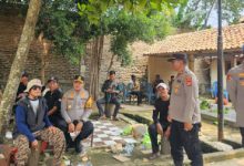 Kapolres Serang, AKBP Condro Sasongko tinjau simulasi pengamanan Pilkada. Foto: Yono