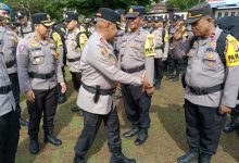 Kapolres Serang, AKBP Condro Sasongko bersama personel pengamanan Pilkada Kab Serang. Foto: Yono