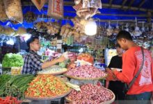 Tim Pengawas Pangan dari Pemkot Tangerang. foto Antara