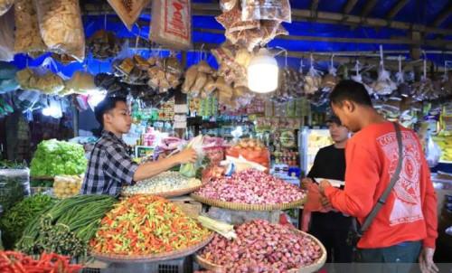 Tim Pengawas Pangan dari Pemkot Tangerang. foto Antara