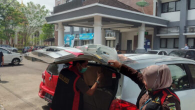 Suasa saat penggeledahan Kantor BPKAD Kota Serang.