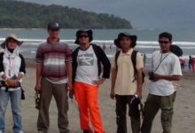 Pemerhati Hutan Pantai. Foto: LKBN Antara