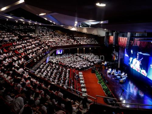 Pegenalan mahasiswa baru Universitas Peliata Harapan. Foto: Humas UPH