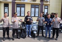 Penghargaan dari Kapolres Serang. Foto: Yono