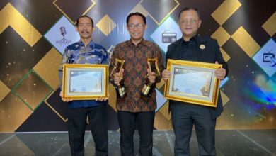 Dua penghargaan KPI diterima Provinsi Banten. Foto: Biro Adpim Pemprov Banten