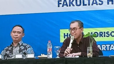 Prof Dr Edy Suandy Hamid, Rektor UWM. Foto: Humas UWM