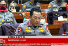 Kapolri, Jenderal Pol Listyo Sigit Prabowo memberikan kronolgis pembuhan Brig Joshua ke DPR RI. Foto: Chanel Youtube DPR RI